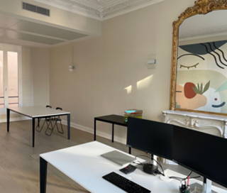 Bureau privé 30 m² 7 postes Coworking Rue de Châteaudun Paris 75009 - photo 3